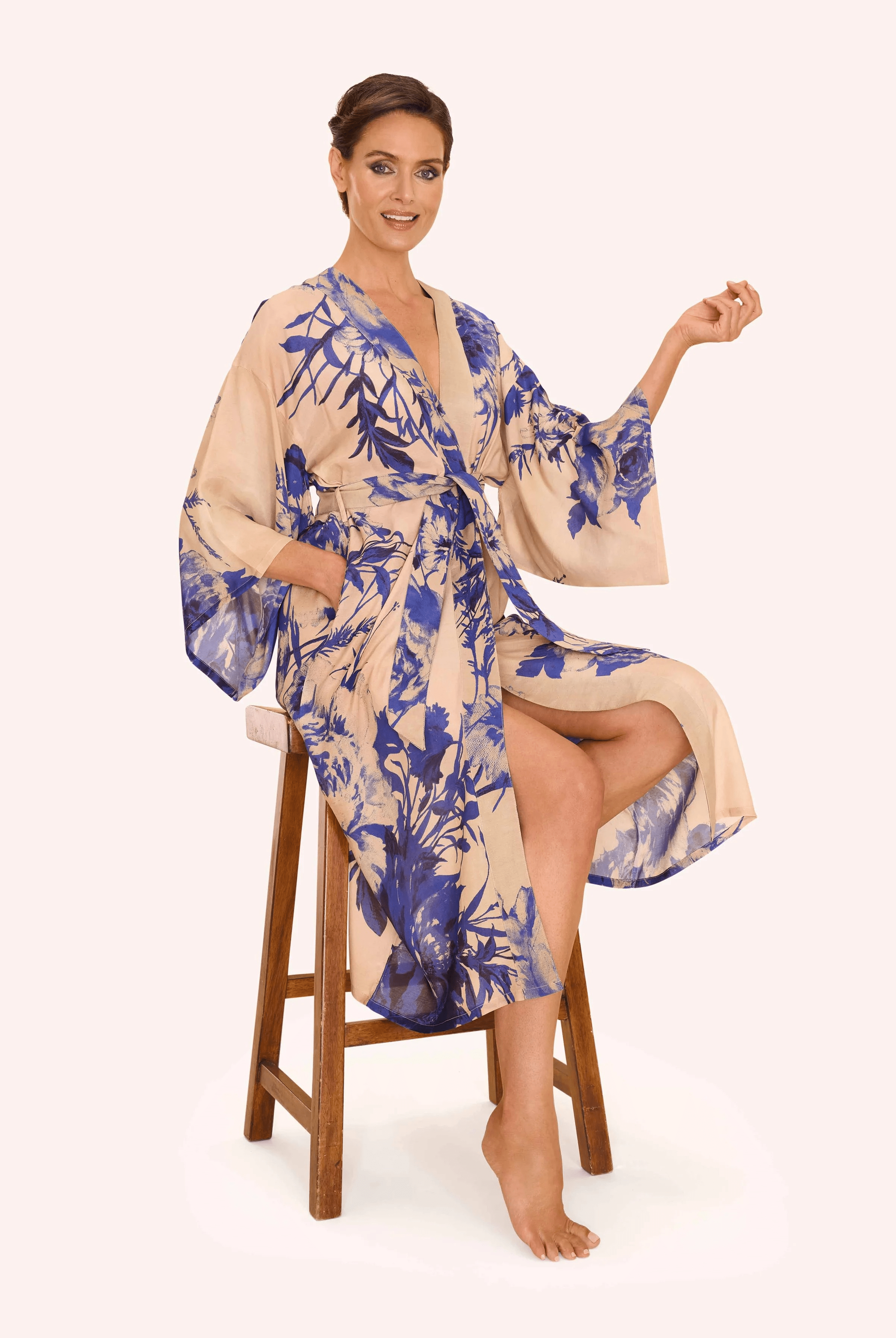 BettyliciousUK Clothing Kimono Gown - China Blue Blooms