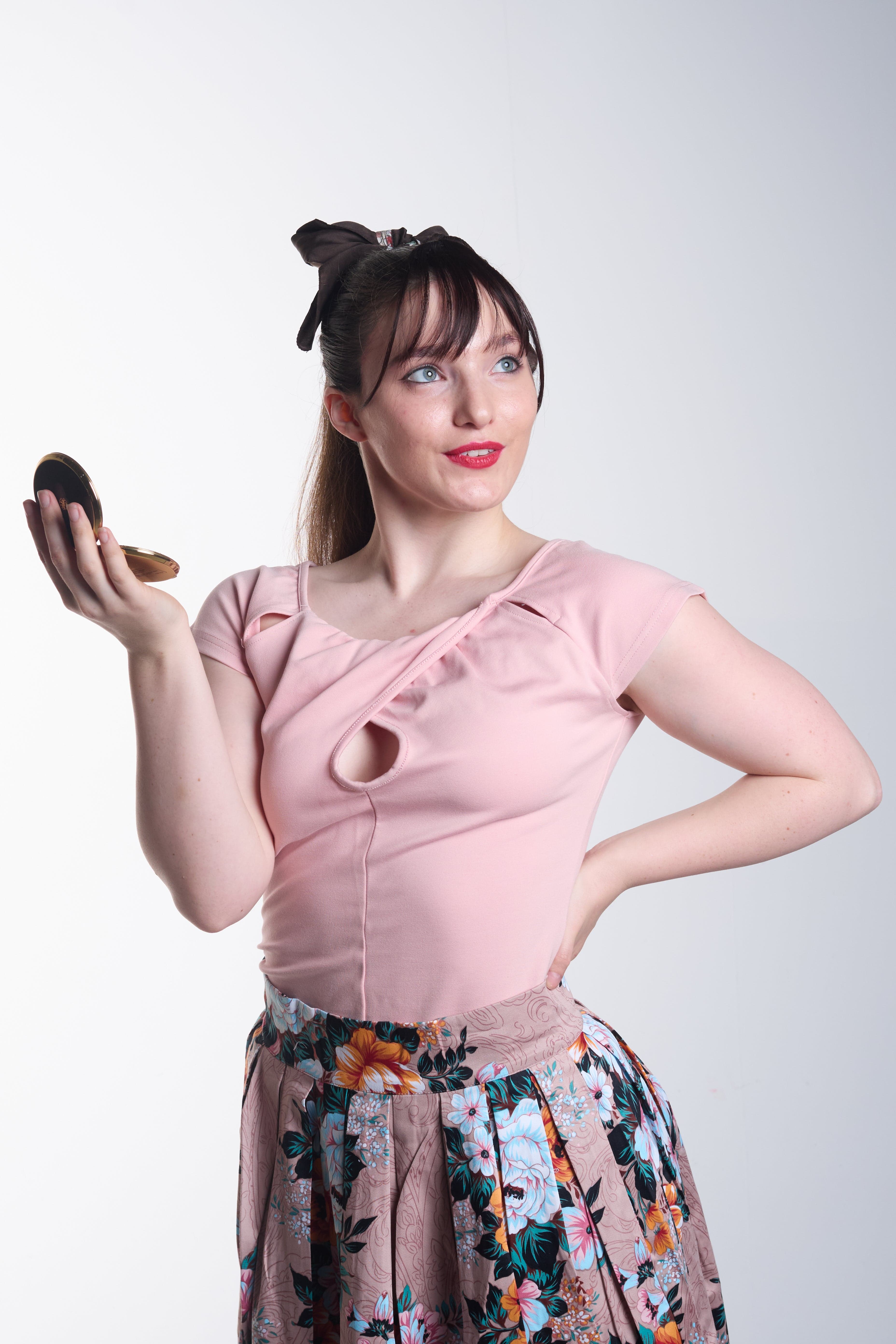 BettyliciousUK Top Kaiya Keyhole Twist Vintage Style Knit Pullover Top by Voodoo Vixen